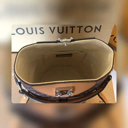 Anum Bags ln Luxury Bag --56374