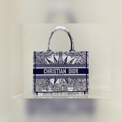 Anum Bags Detail