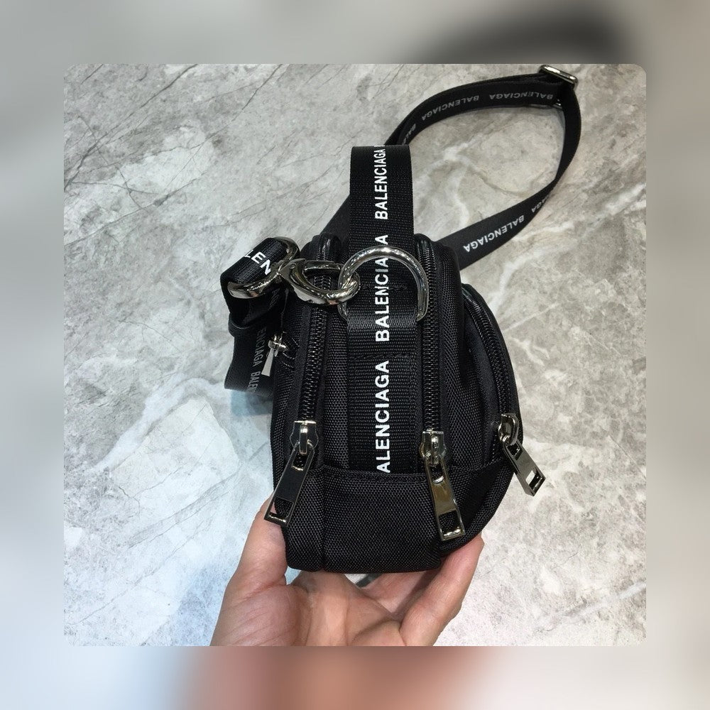 new-luxury-designer-bags-nm24488