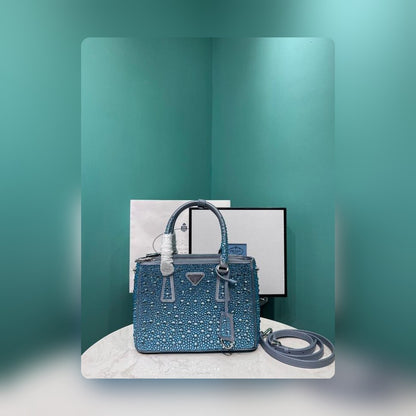 Anum Bags Detail