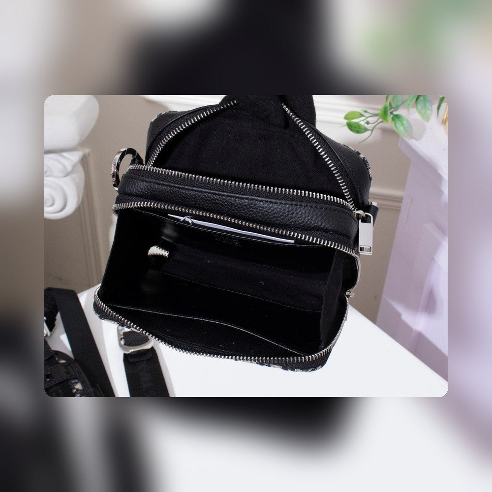Anum Bags Detail