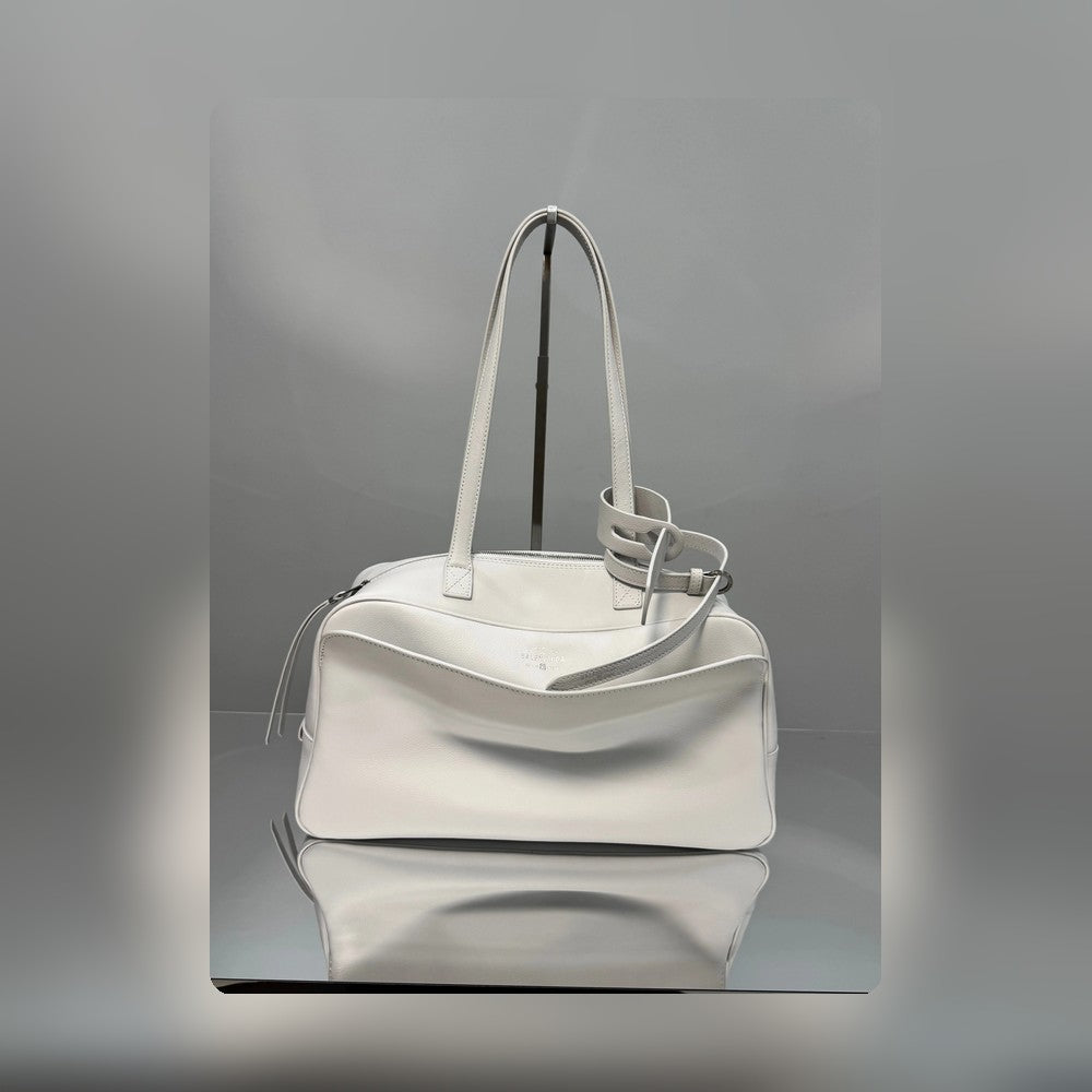 new-luxury-designer-bags-nm24401