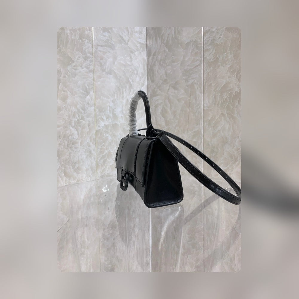 new-luxury-designer-bags-nm24073
