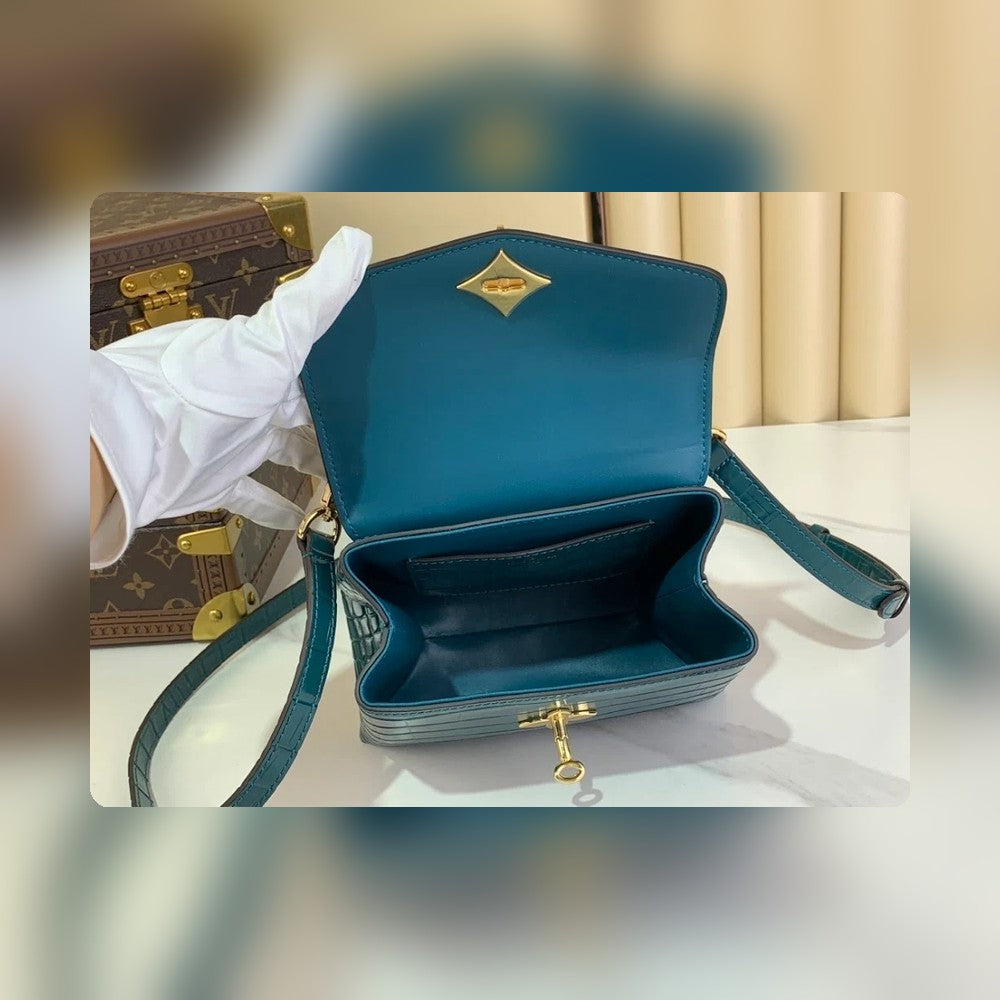 Anum Bags ln Luxury Bag --58751