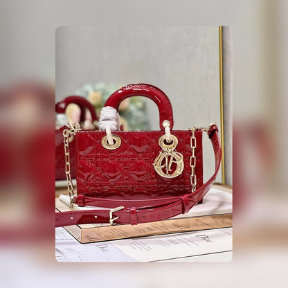 Anum Bags Detail