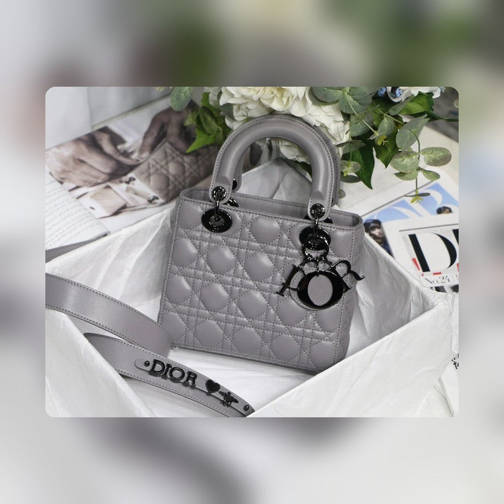 Anum Bags Detail