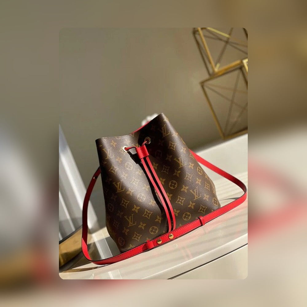 Anum Bags Detail