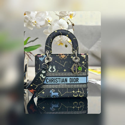 Anum Bags Detail
