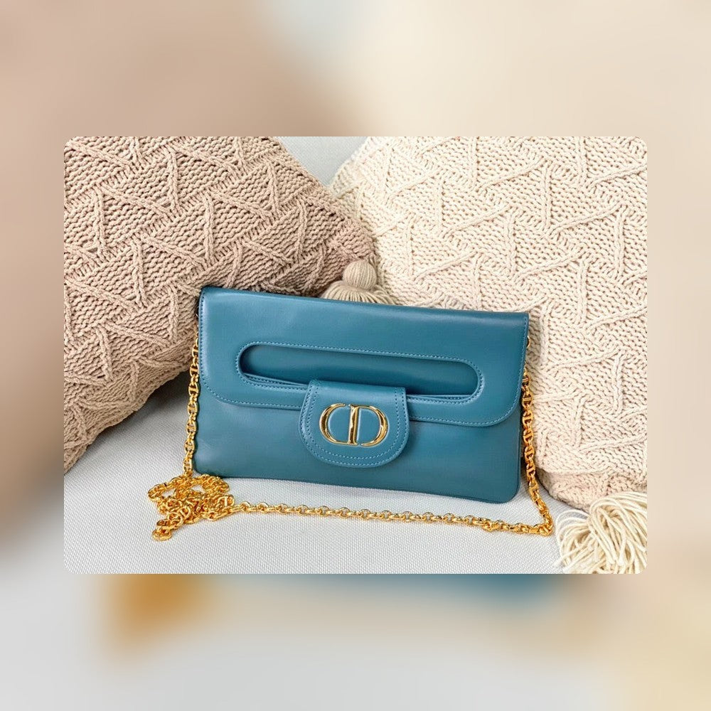Anum Bags Detail