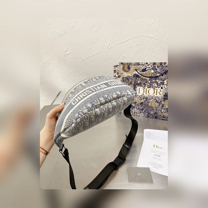 Anum Bags Detail