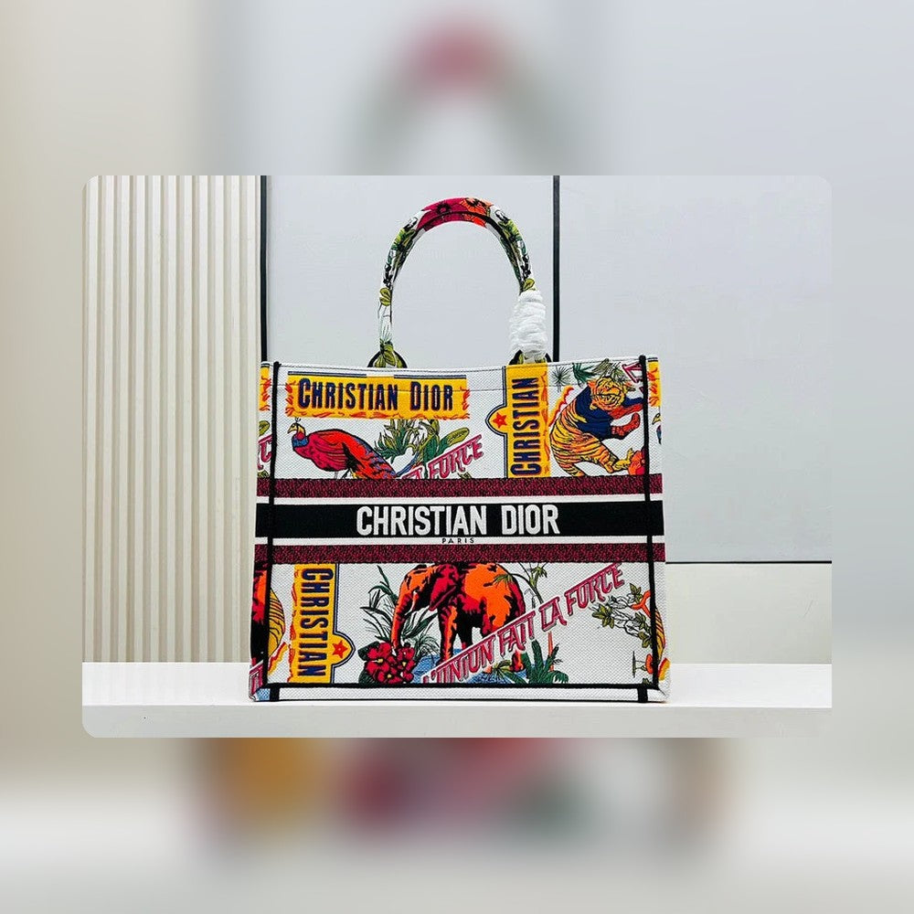 Anum Bags Detail