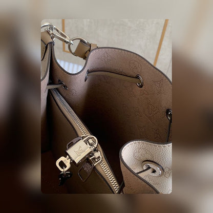 Anum Bags ln Luxury Bag --56368