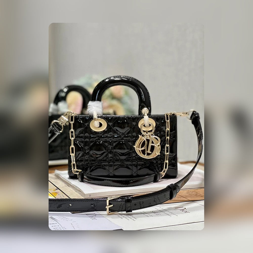 Anum Bags Detail
