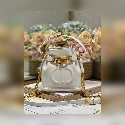 Anum Bags Detail