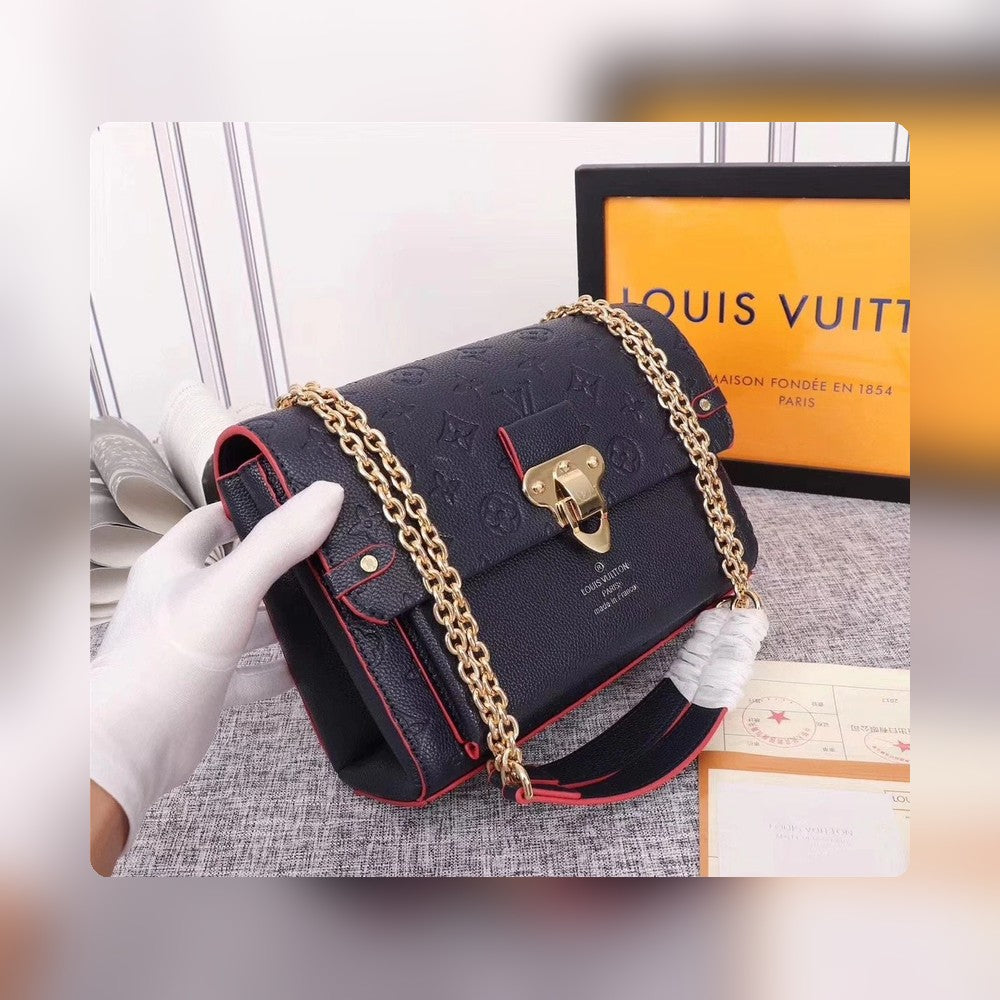 Anum Bags Detail