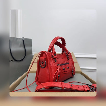 new-luxury-designer-bags-nm24037