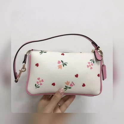 Anum Bags - High-Quality Designer Products for You - AFFORDABLE LUXURY BAGS - 18022