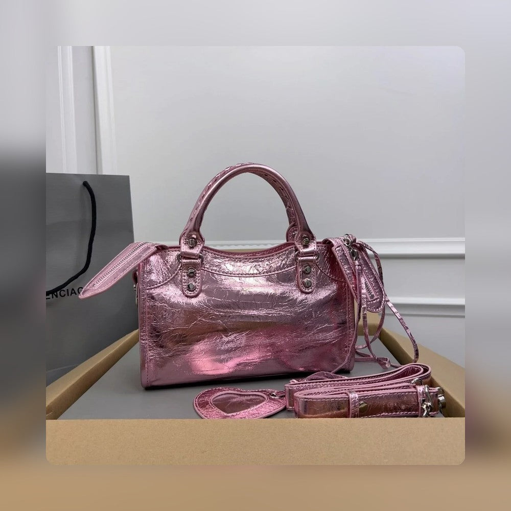 new-luxury-designer-bags-nm24052