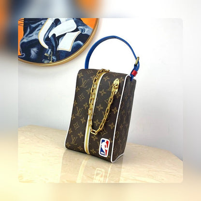Anum Bags Detail
