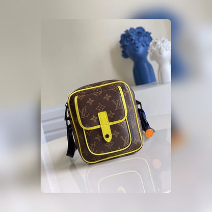 Anum Bags Detail