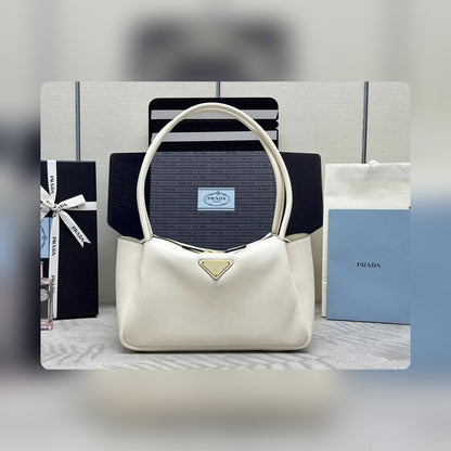 Anum Bags Bags

 - PD Bags - 023