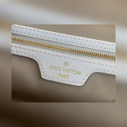 Anum Bags ln Luxury Bag --56030