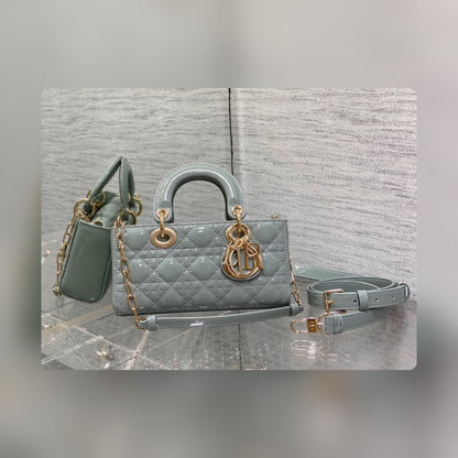 Anum Bags Detail