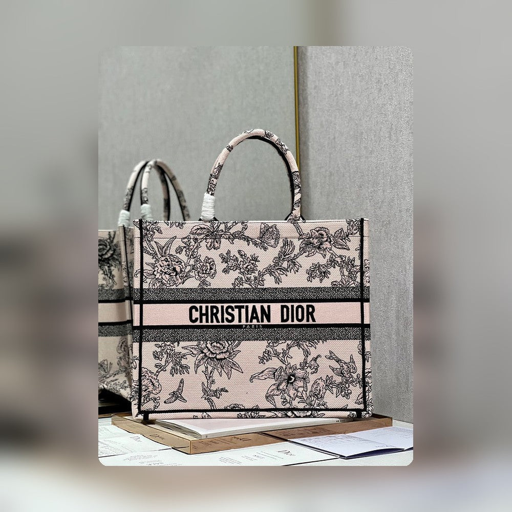 Anum Bags Detail