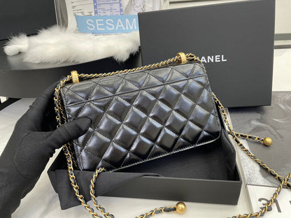 Anum Bags Detail