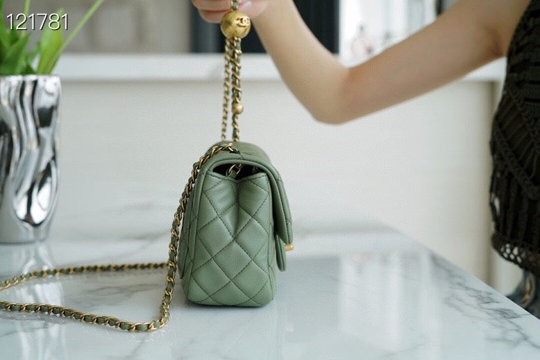 Anum Bags Detail