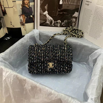 Anum Bags Detail