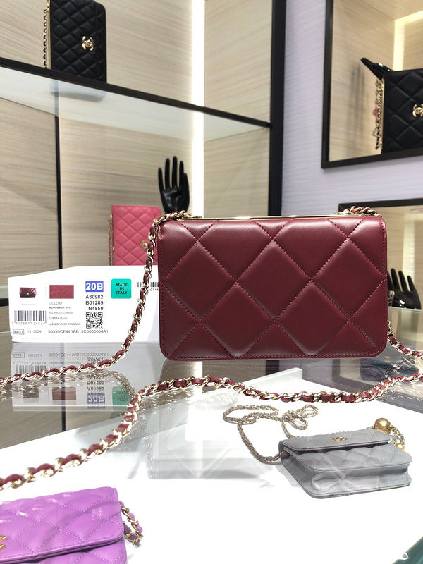 Anum Bags Detail