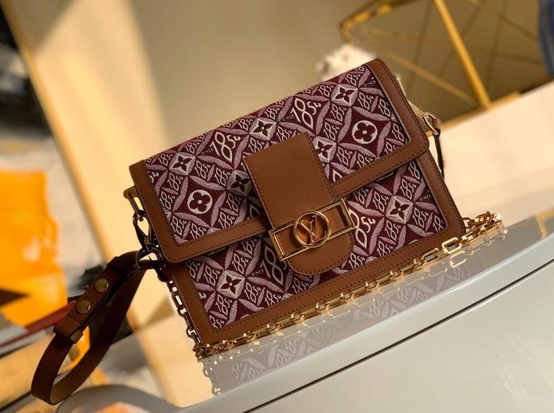 Anum Bags Detail