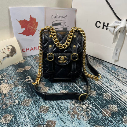 Anum Bags Detail