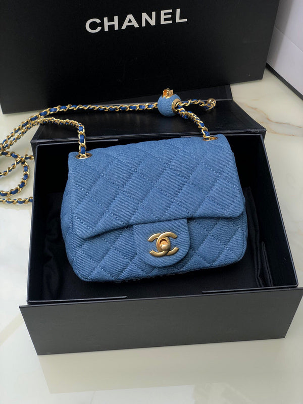 Anum Bags Detail