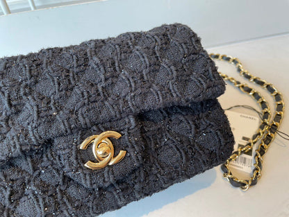 Anum Bags Detail