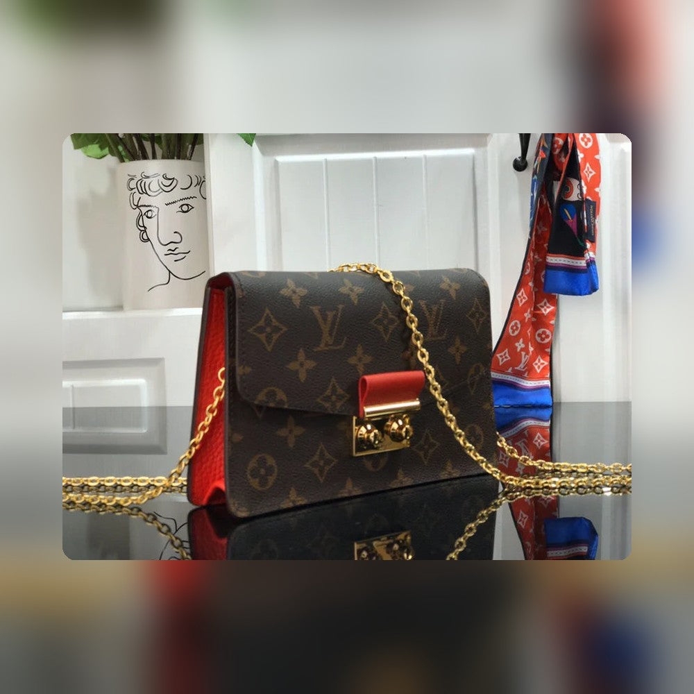 Anum Bags Detail