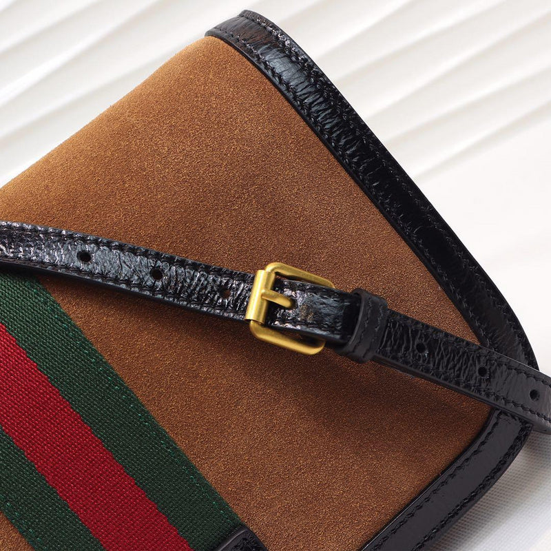 Anum Bags Detail