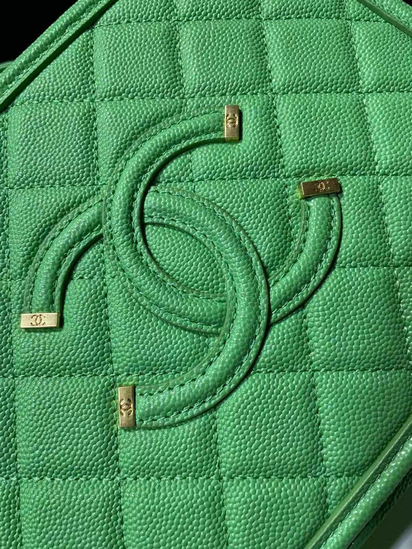 Anum Bags Detail
