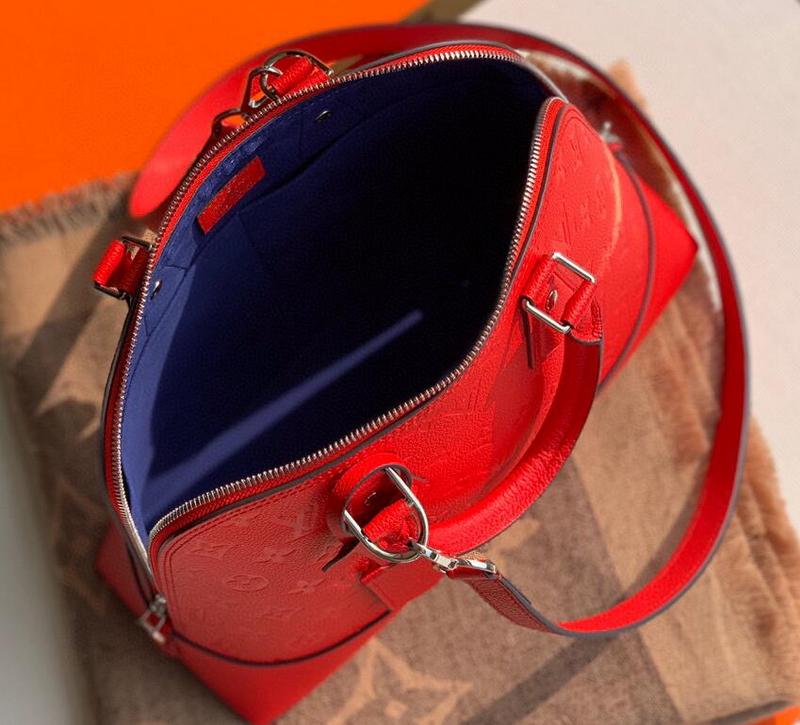 Anum Bags Detail