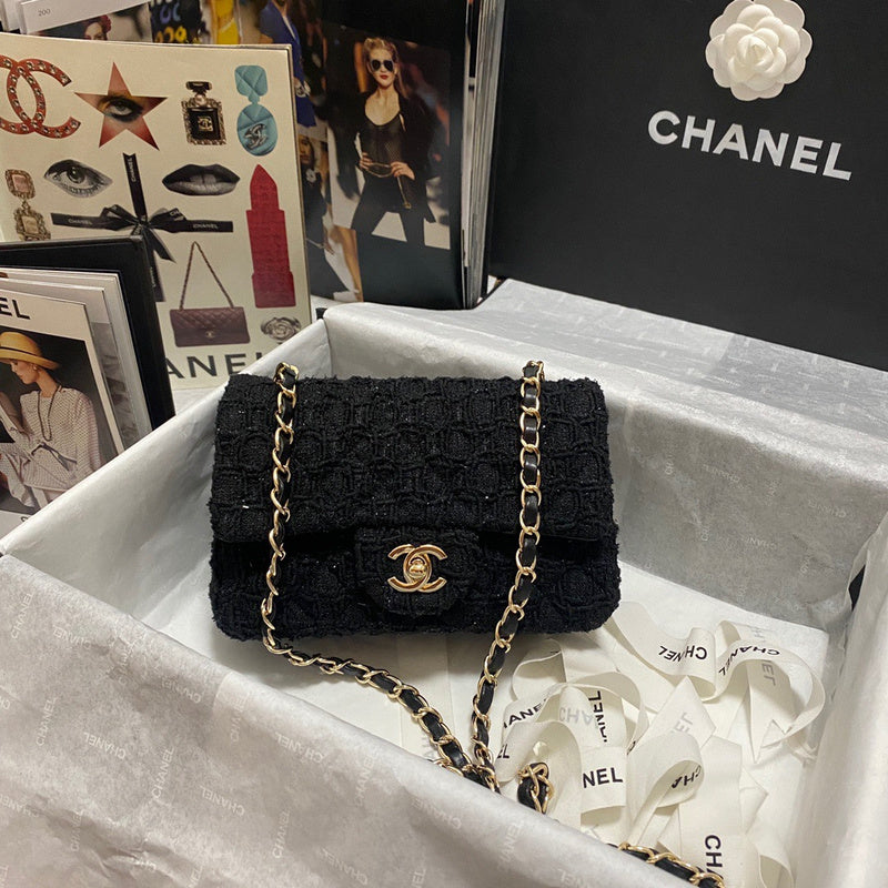 Anum Bags Detail