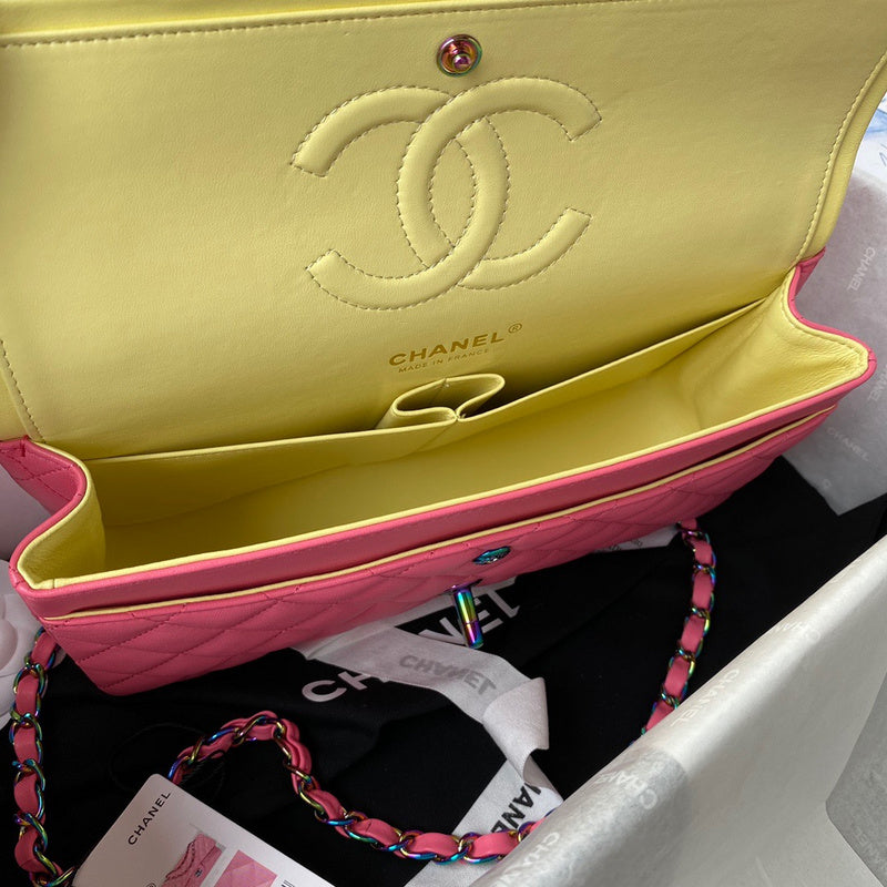 Anum Bags Detail