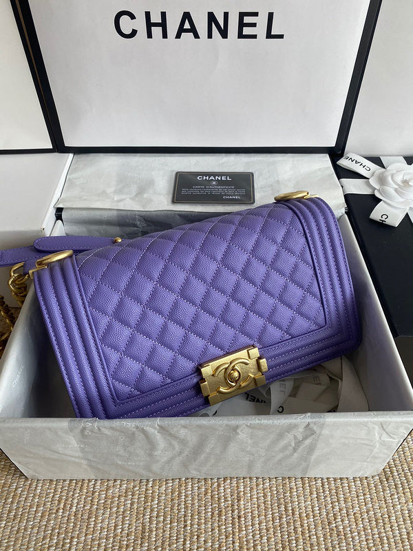 Anum Bags Detail