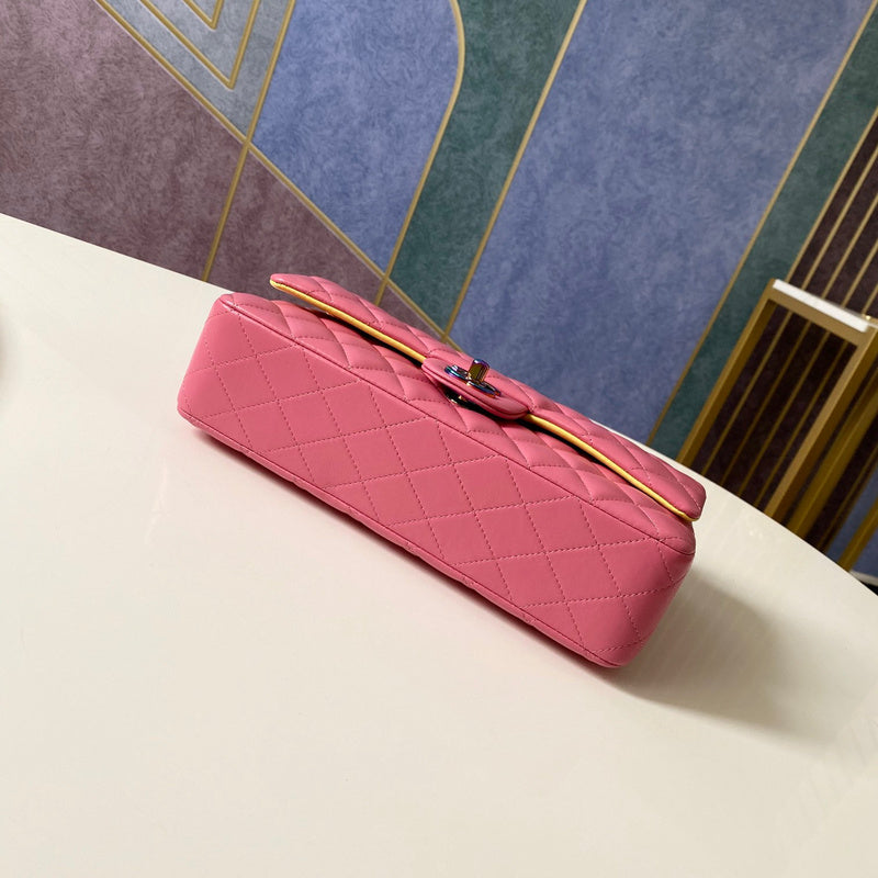 Anum Bags Detail