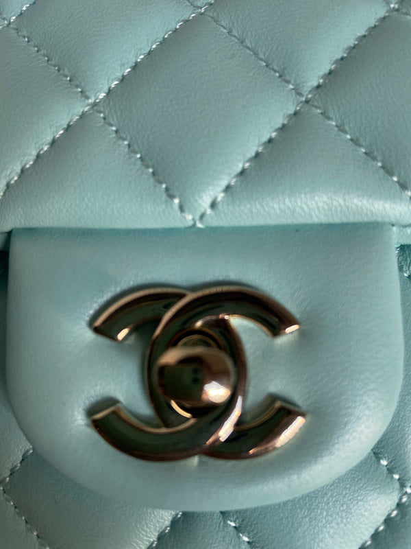 Anum Bags Detail