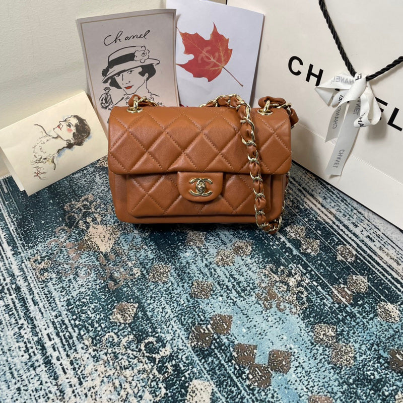 Anum Bags Detail