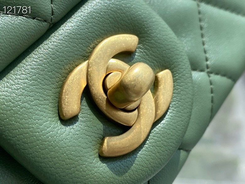 Anum Bags Detail