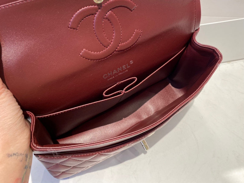 Anum Bags Detail