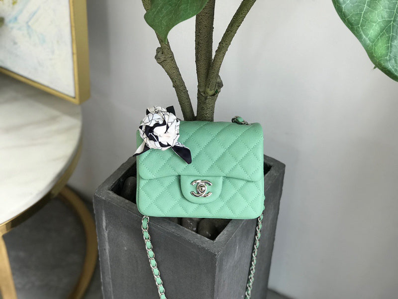 Anum Bags Detail
