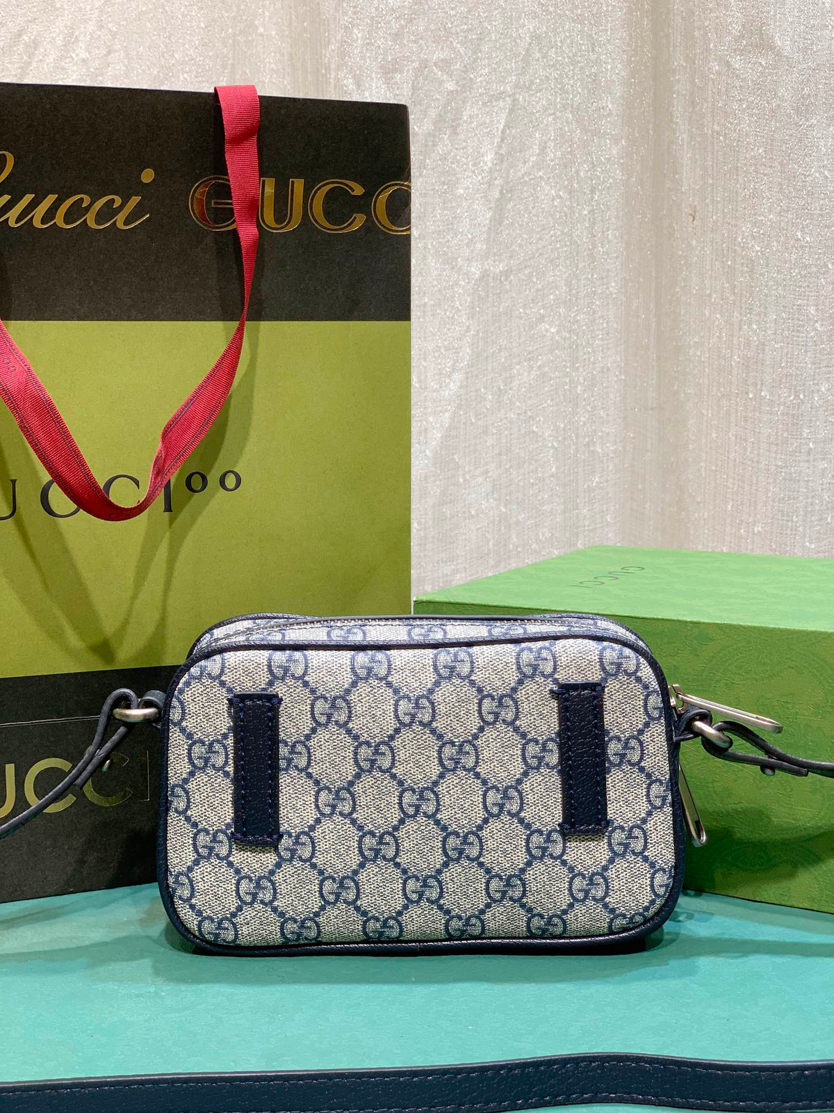 Anum Bags Detail
